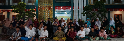 Selamat HUT RI Ke-78. Dari Santri IBS Padepokan Kyai Mudrikah Kembang Kuning "Terus Melaju untuk Indonesia Maju"