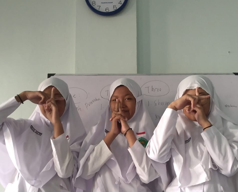 Canda Tawa Makan Besar