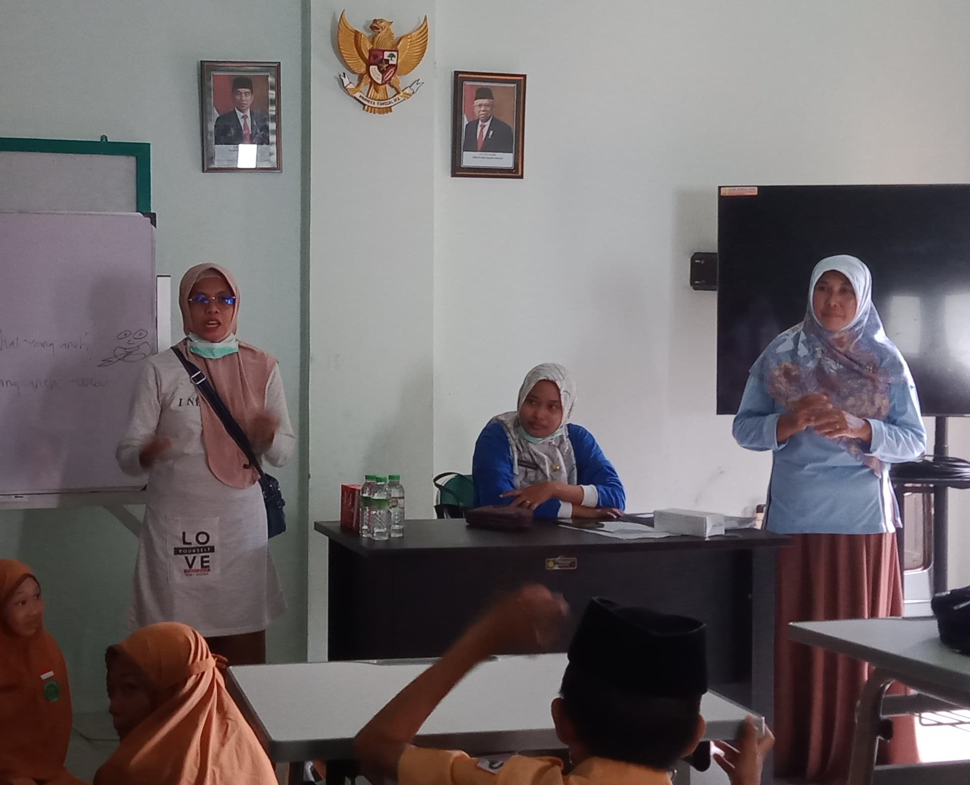 Pelayanan Kesehatan Anak Usia Sekolah di IBS PKMKK