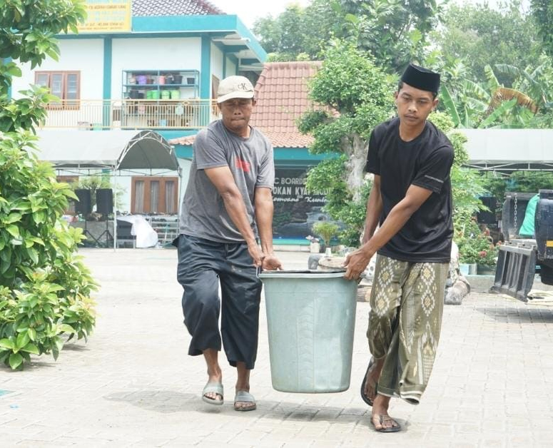 Pesantren Sang Juara: Prestasi Gemilang IBS PKMKK 2024