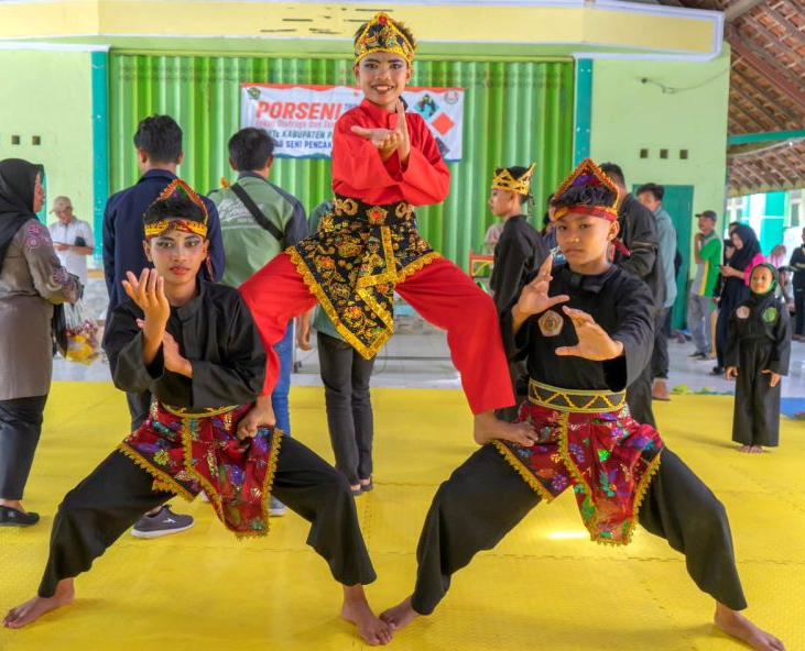 Santri IBS PKMKK Borong Prestasi, Jadi Kado Istimewa Hari Jadi
