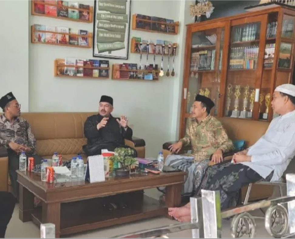 Berawal dari Podcast, IBS PKMKK Pamekasan Jajal Kerja Sama Internasional Bersama Investor Yordania